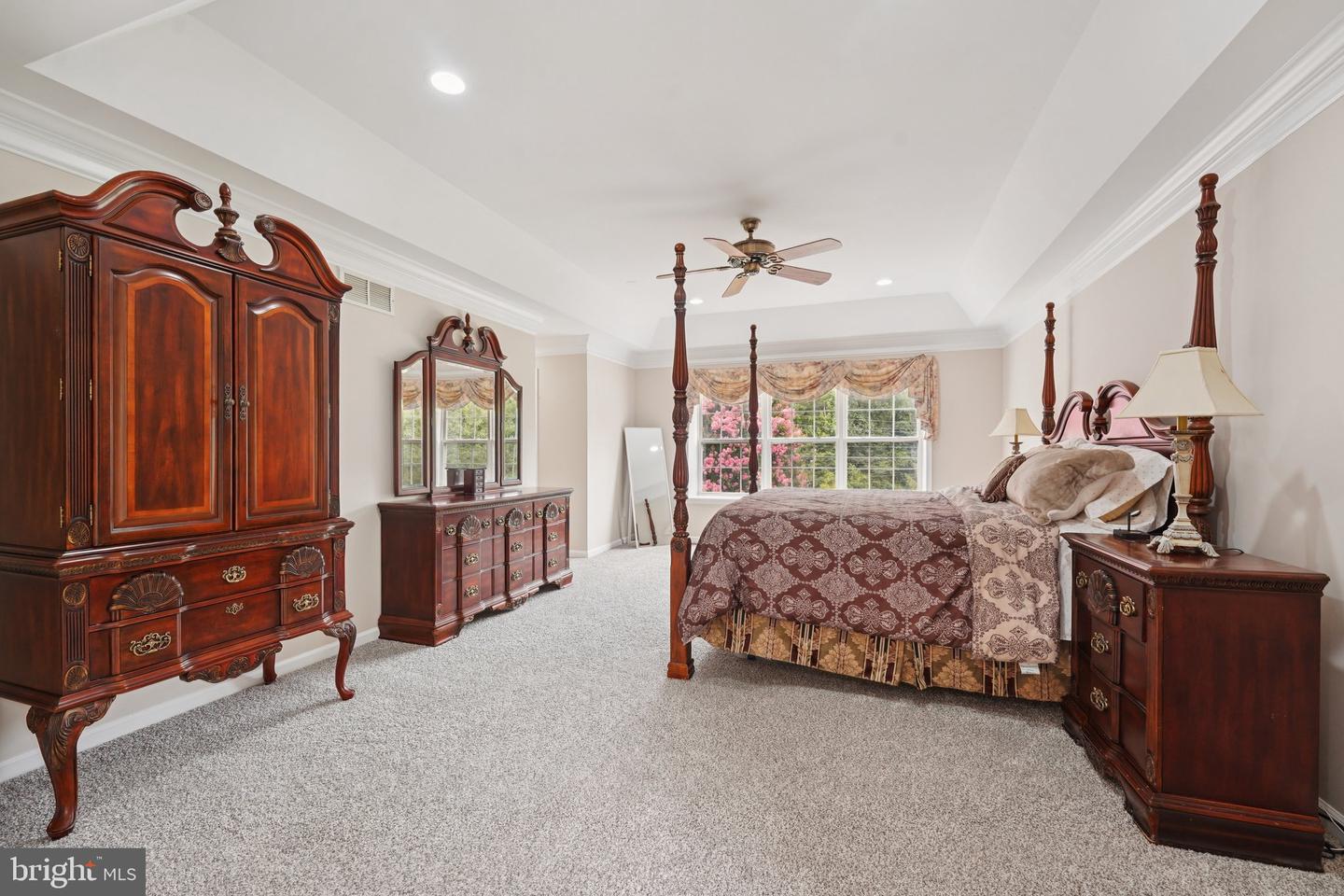 45 Wood View Dr