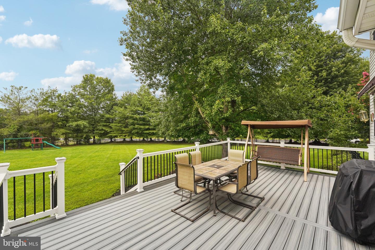 45 Wood View Dr
