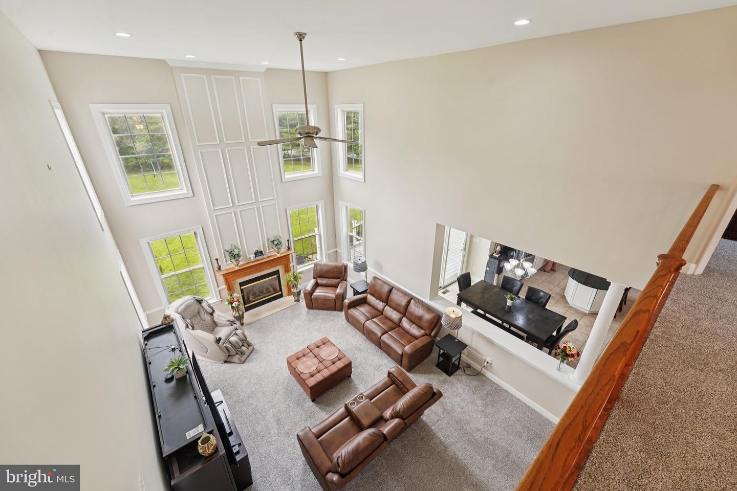 45 Wood View Dr