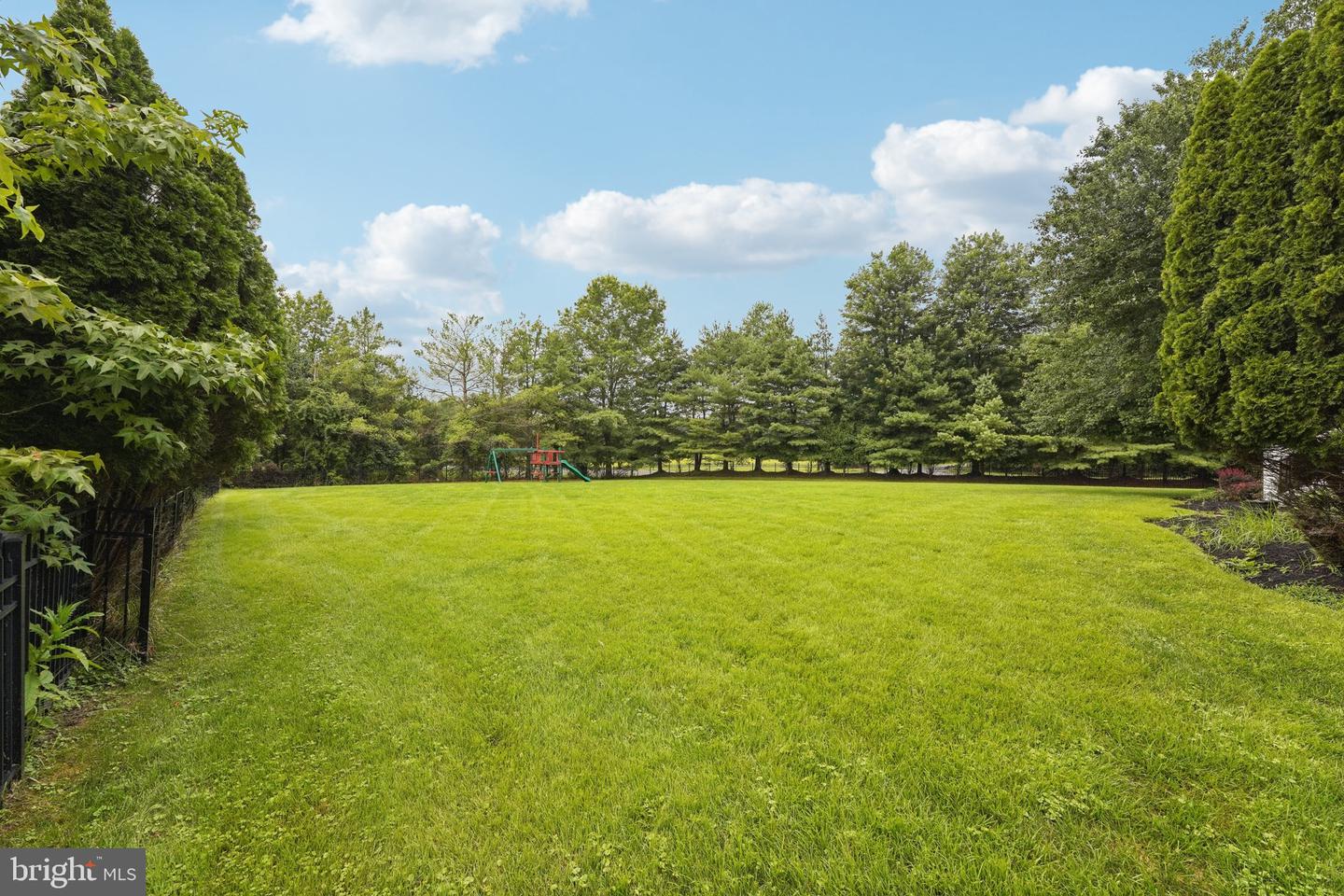 45 Wood View Dr