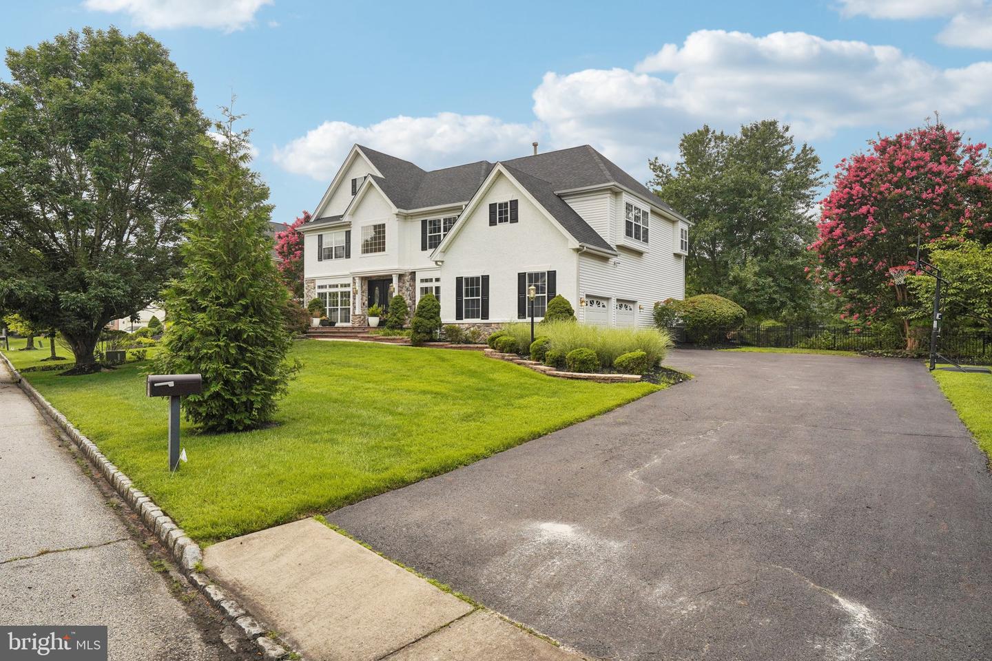 45 Wood View Dr