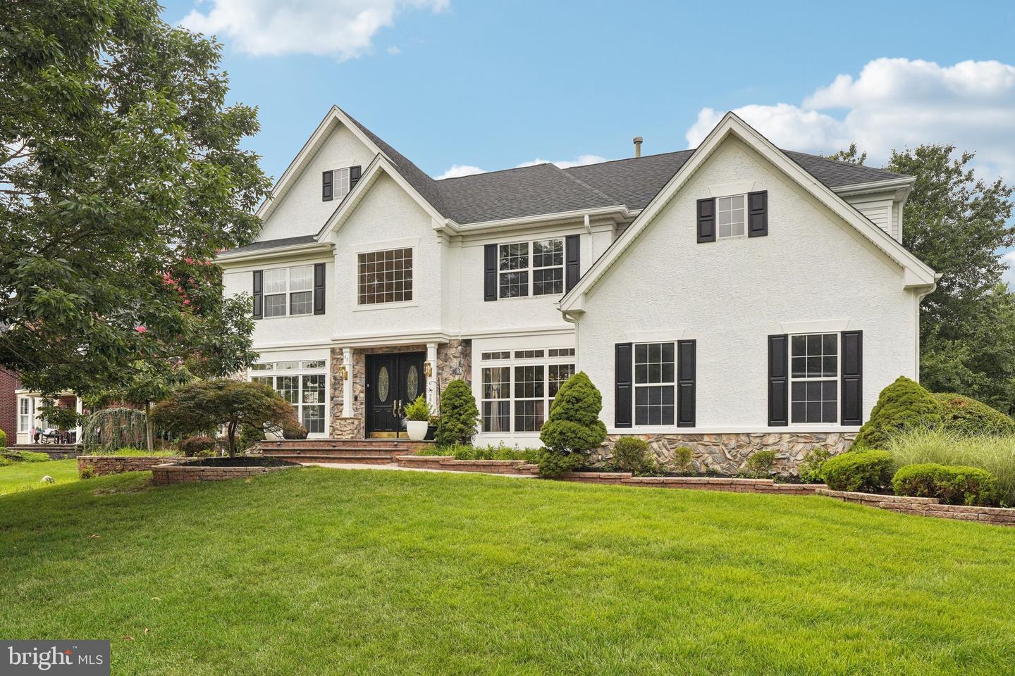 45 Wood View Dr