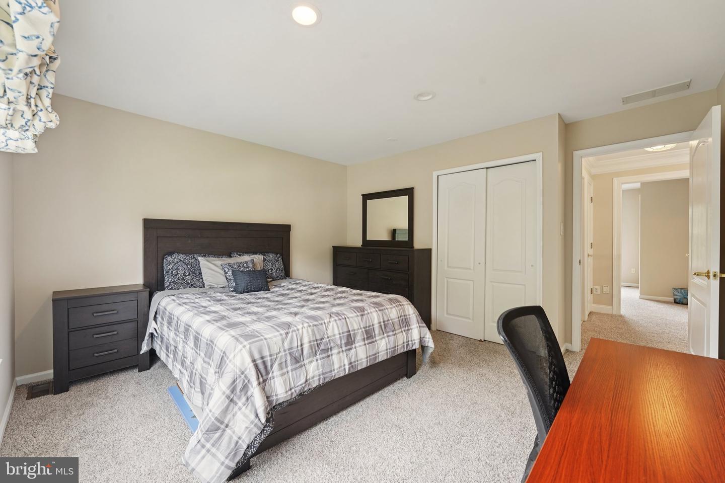45 Wood View Dr