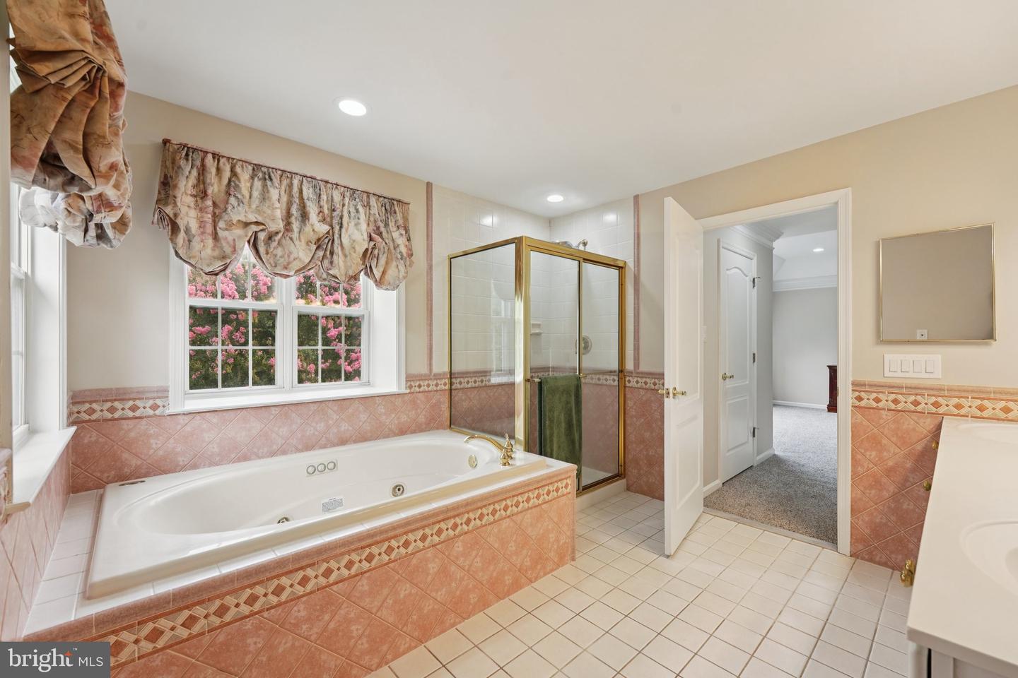 45 Wood View Dr