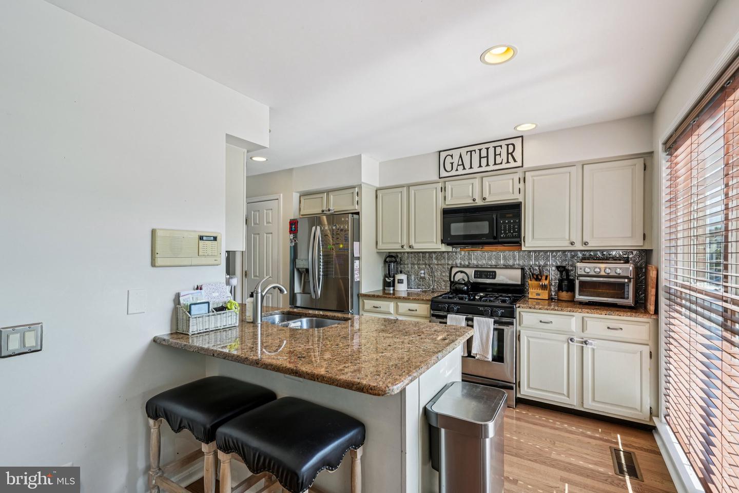 1 Winterberry Pl