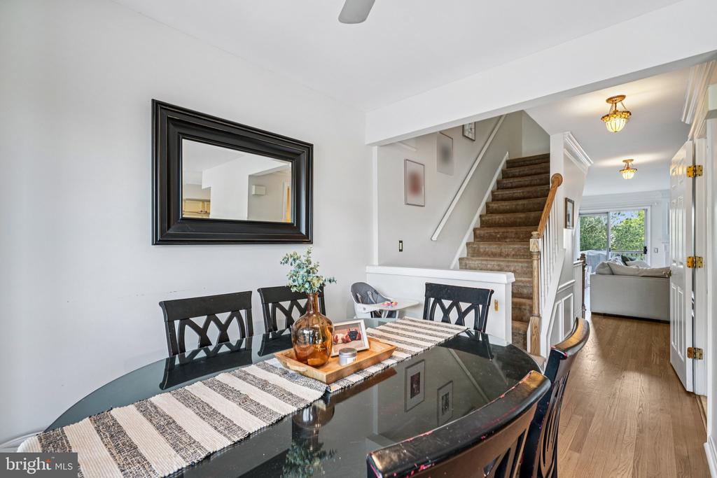 1 Winterberry Pl
