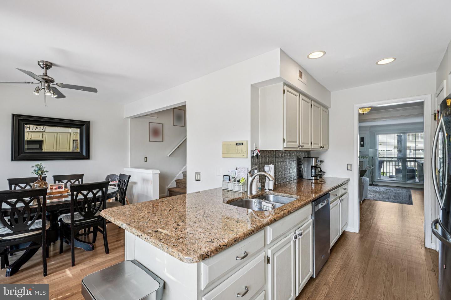 1 Winterberry Pl