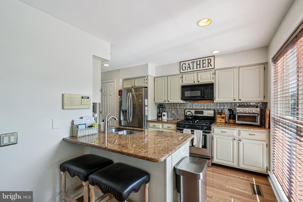 1 Winterberry Pl