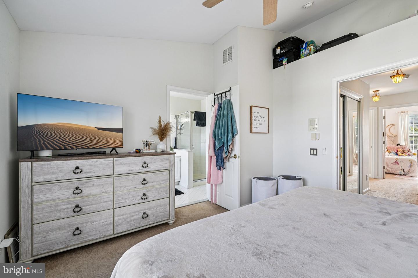 1 Winterberry Pl