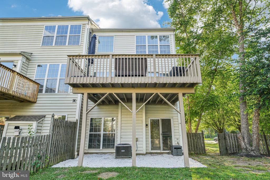 1 Winterberry Pl