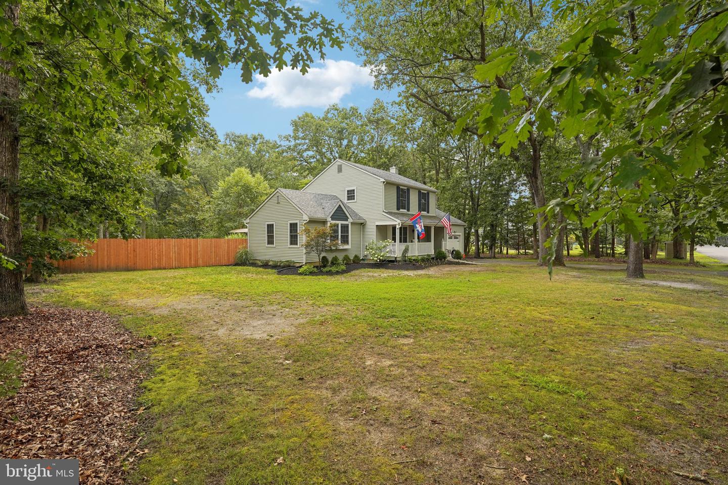 3 Mill Chase Rd