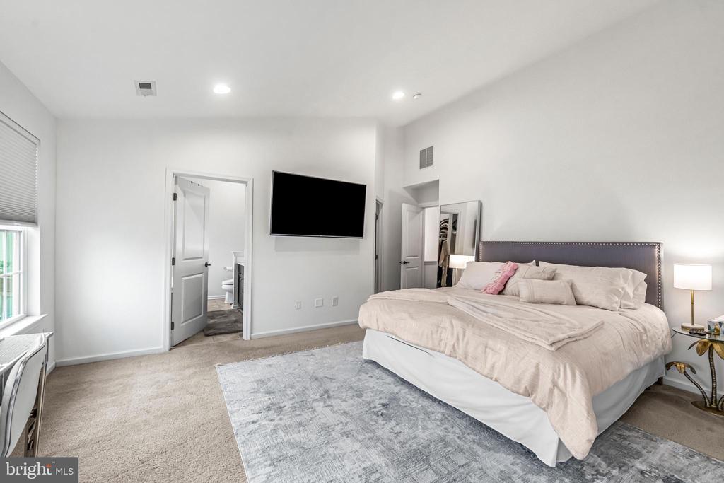 221 NATHAN DRIVE