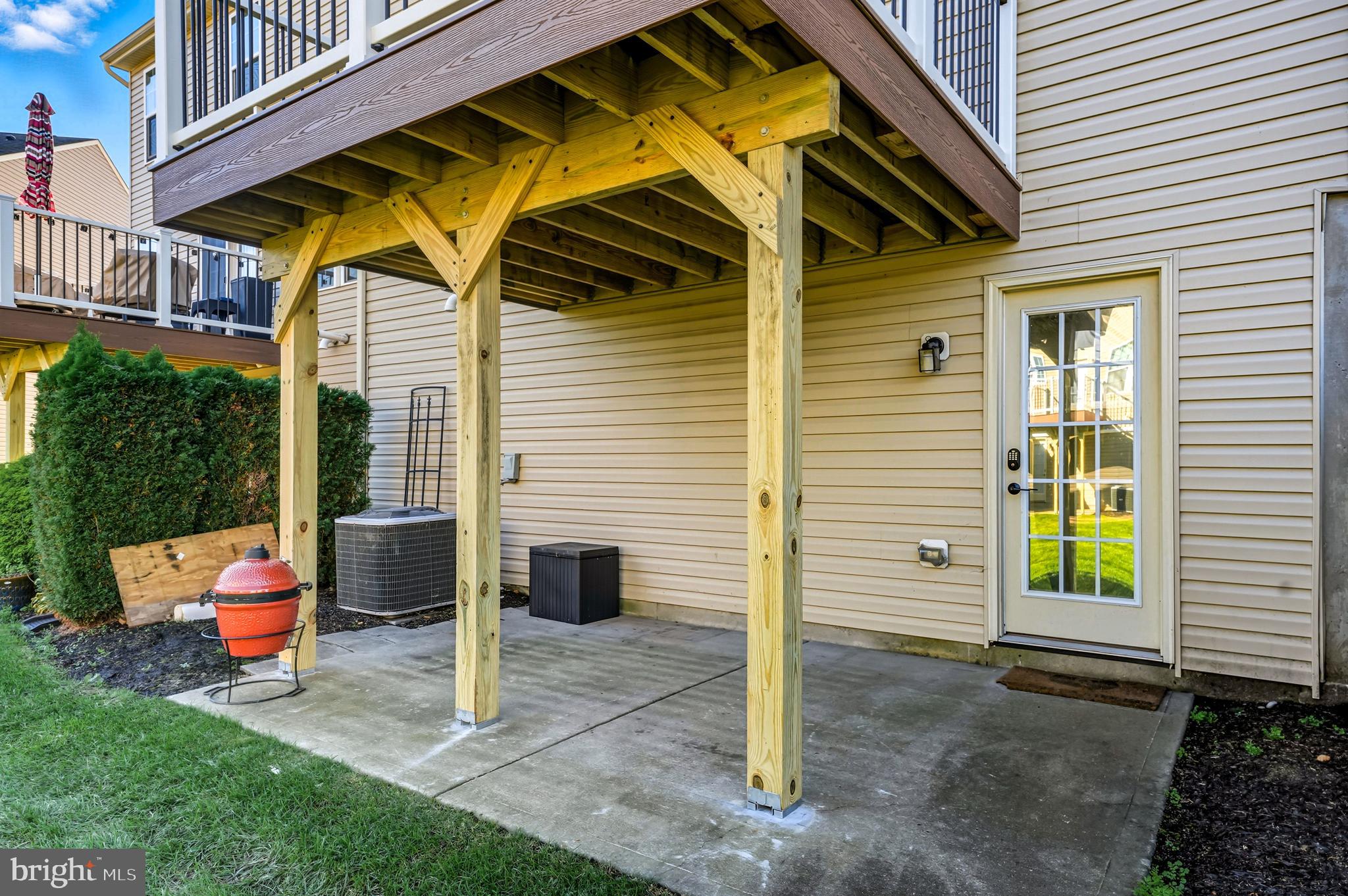 221 NATHAN DRIVE