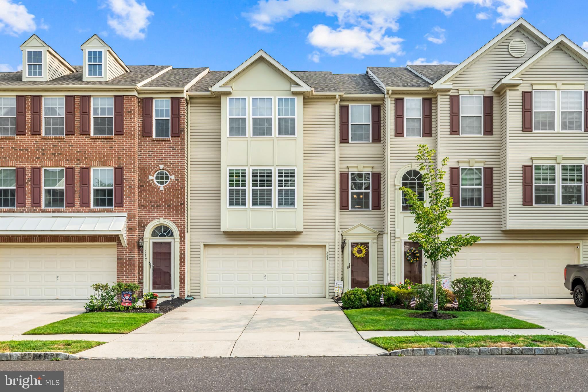 221 NATHAN DRIVE