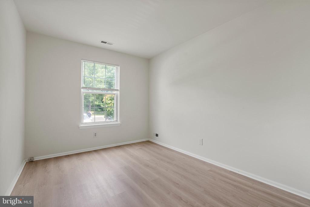 1201-A RALSTON DR