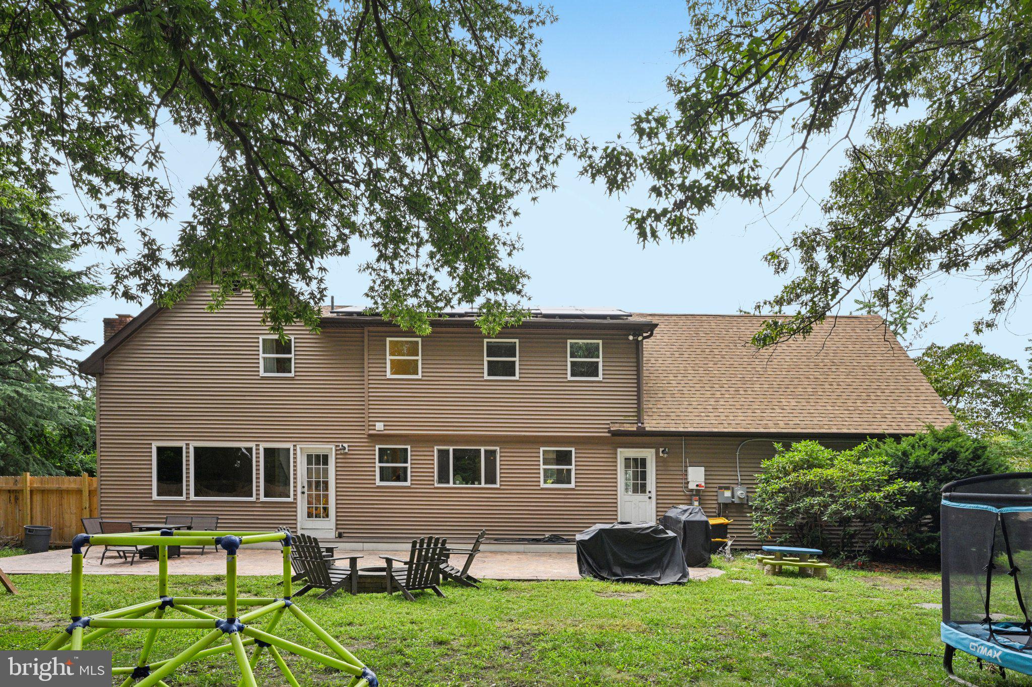 53 Hartford Rd