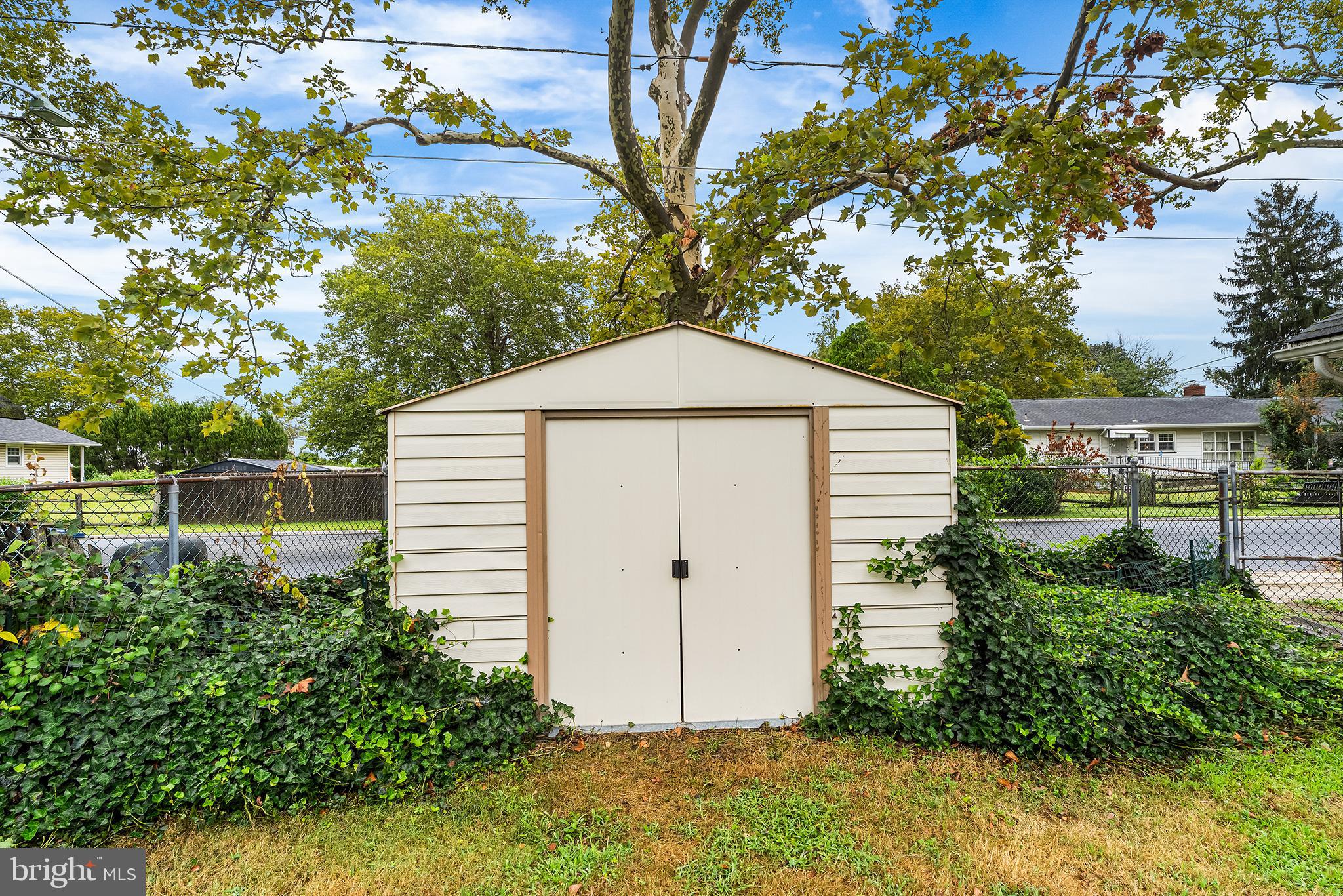 105 LECONEY CIRCLE