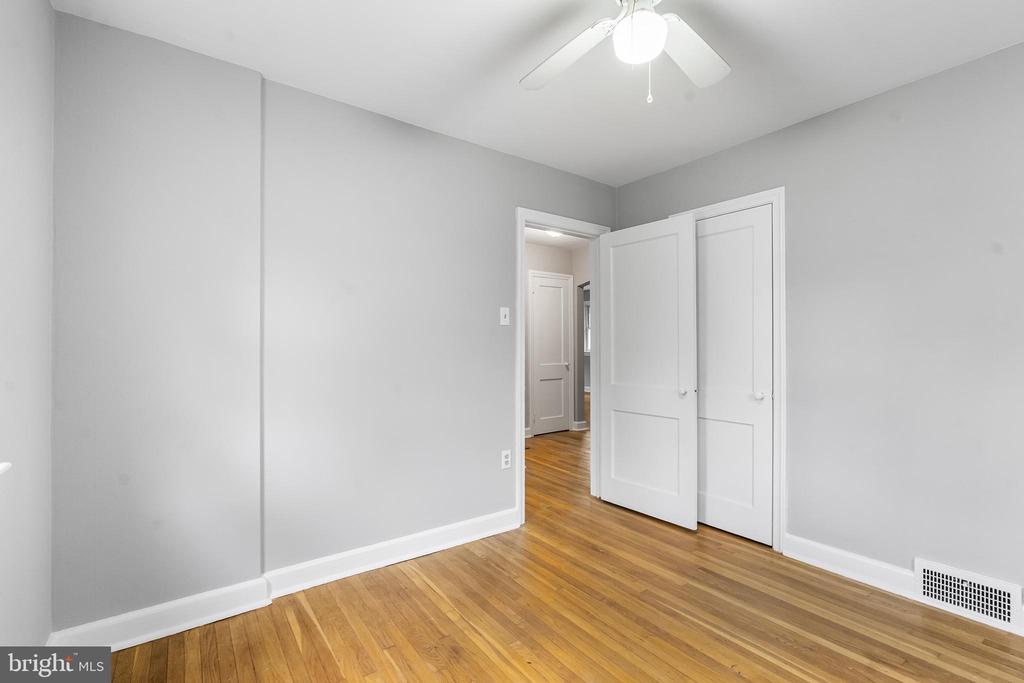 105 LECONEY CIRCLE