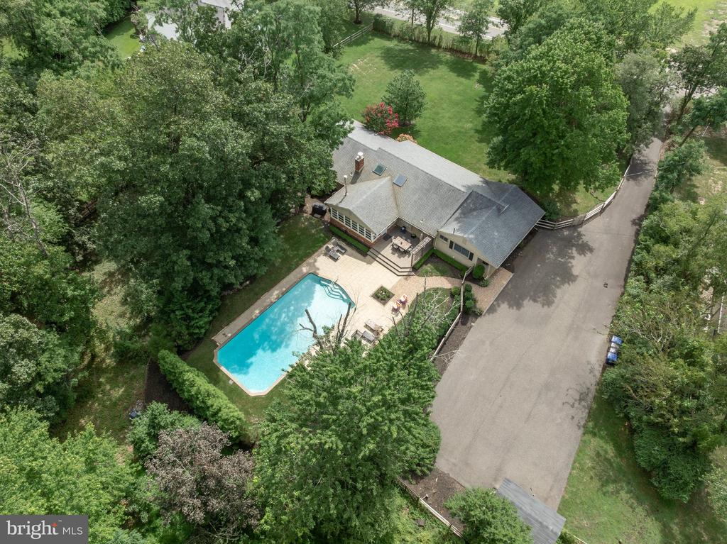 1429 HAINESPORT MOUNT LAUREL ROAD