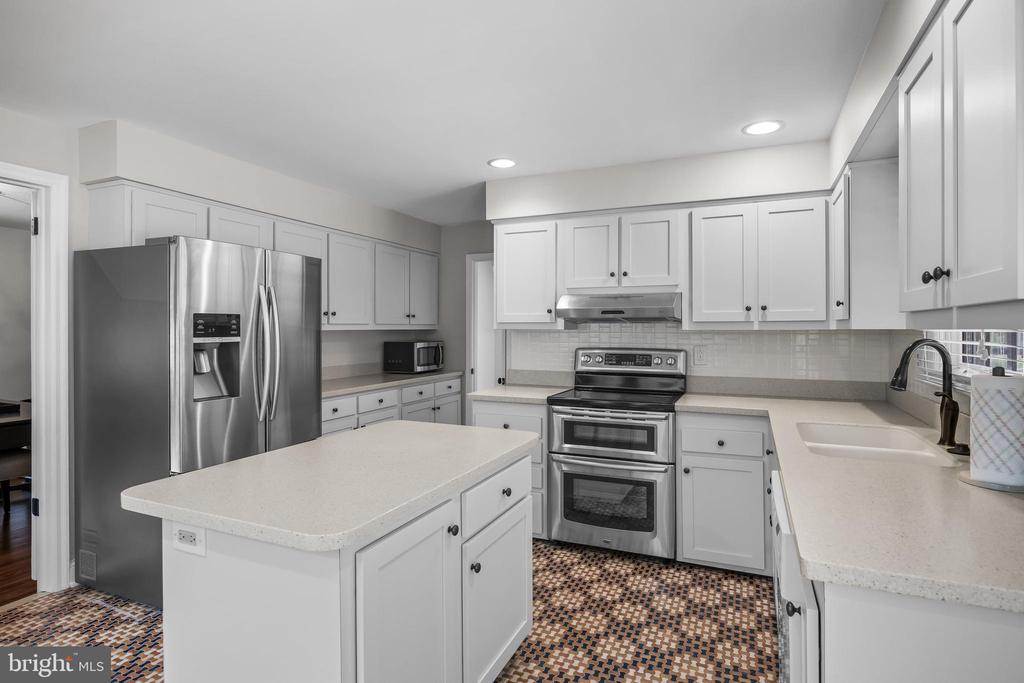 1429 HAINESPORT MOUNT LAUREL ROAD