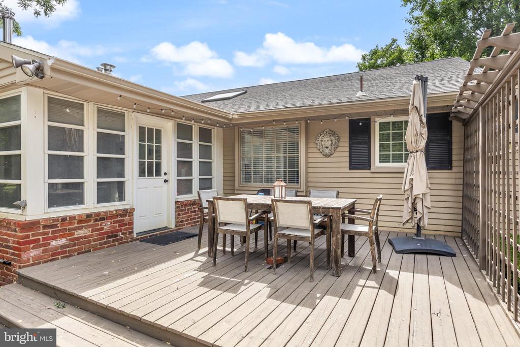 1429 HAINESPORT MOUNT LAUREL ROAD