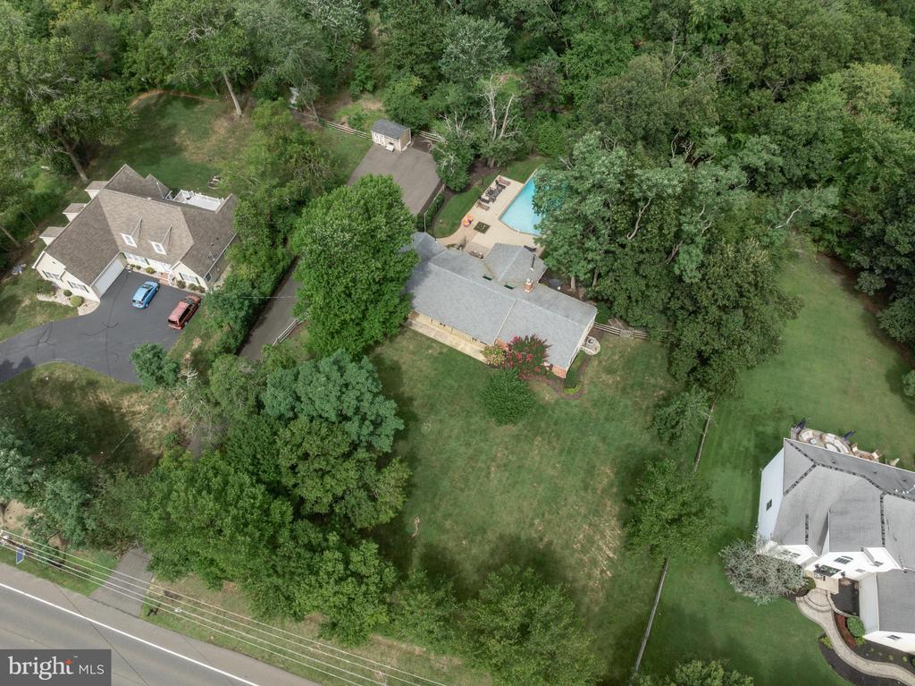 1429 HAINESPORT MOUNT LAUREL ROAD