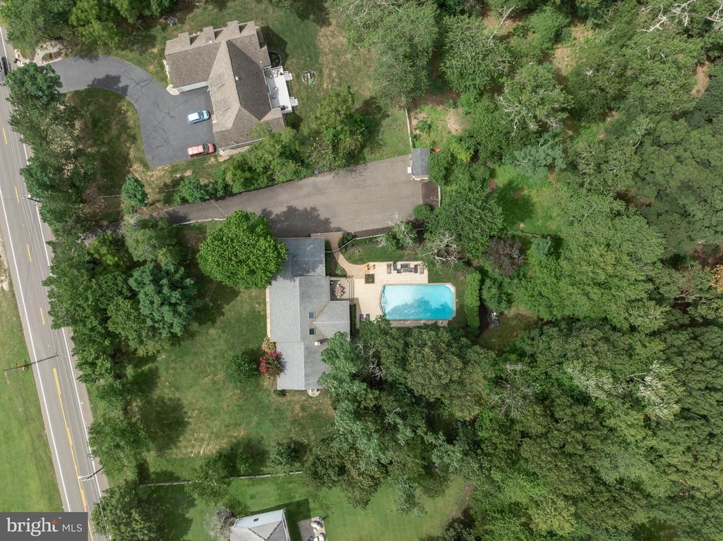 1429 HAINESPORT MOUNT LAUREL ROAD