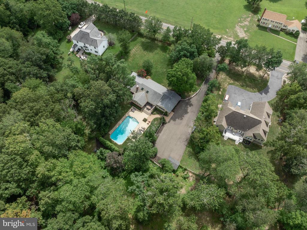 1429 HAINESPORT MOUNT LAUREL ROAD