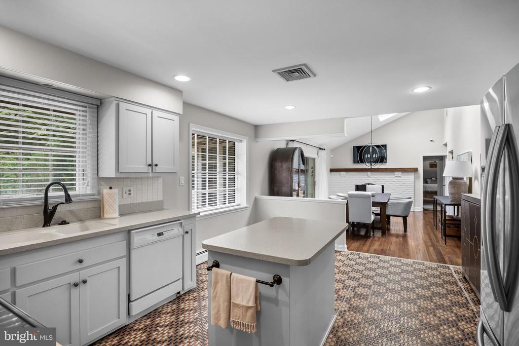 1429 HAINESPORT MOUNT LAUREL ROAD