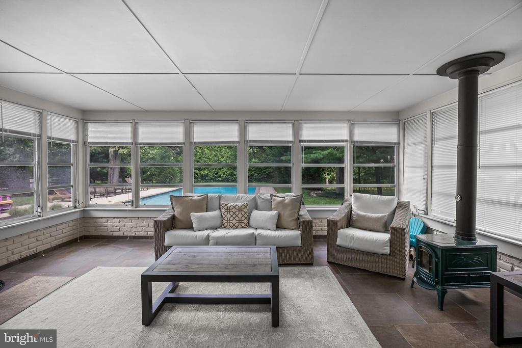 1429 HAINESPORT MOUNT LAUREL ROAD