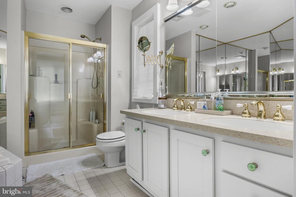 1429 HAINESPORT MOUNT LAUREL ROAD