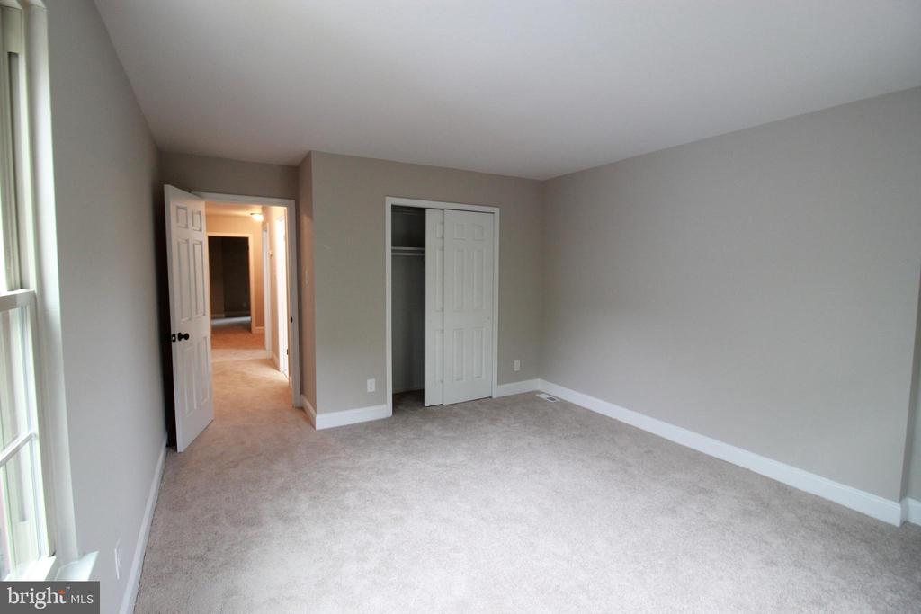 2 BLACKHAWK COURT