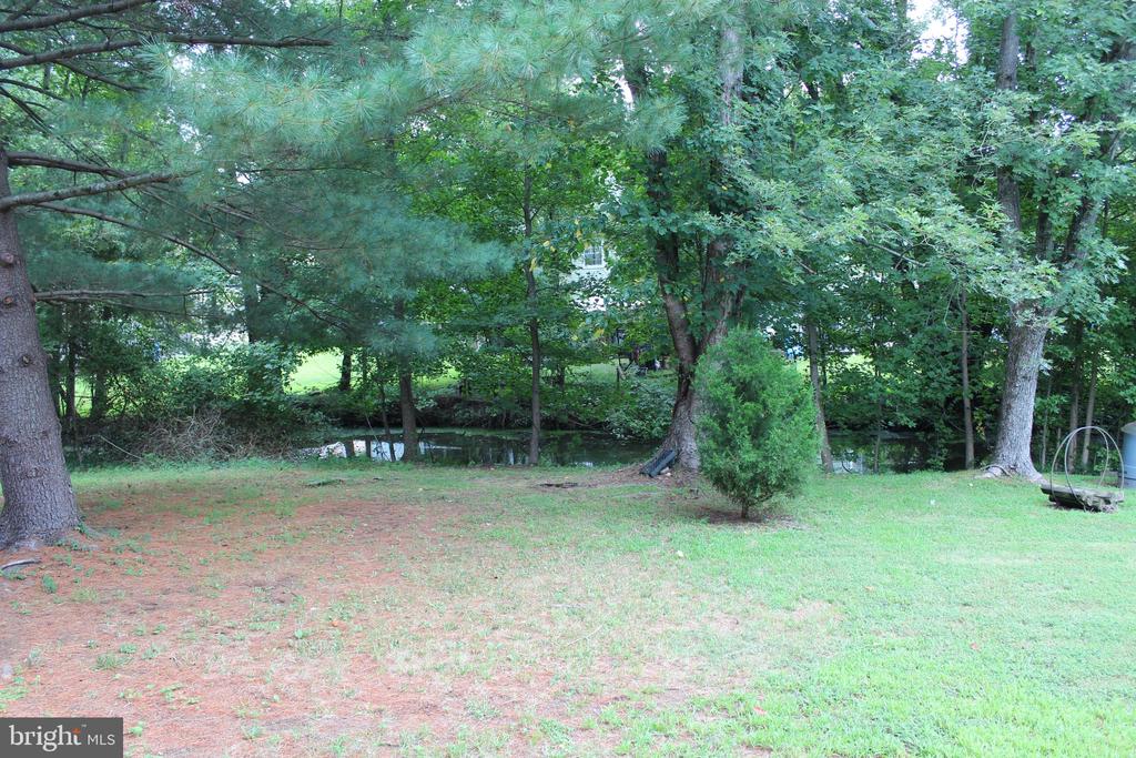 2 BLACKHAWK COURT