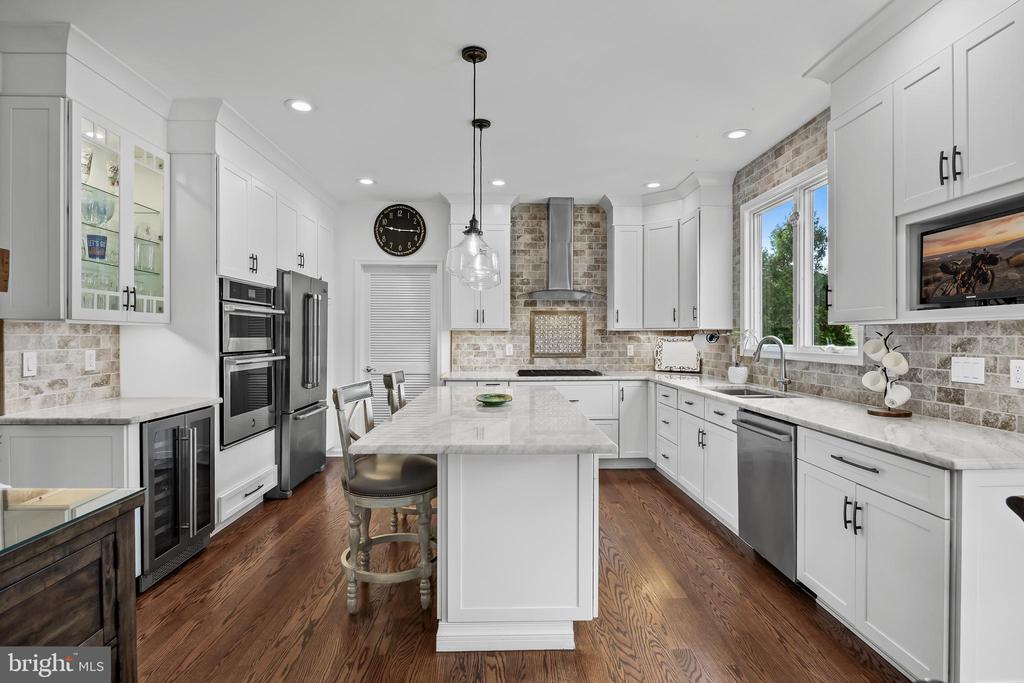 14 AMARYLLIS LANE