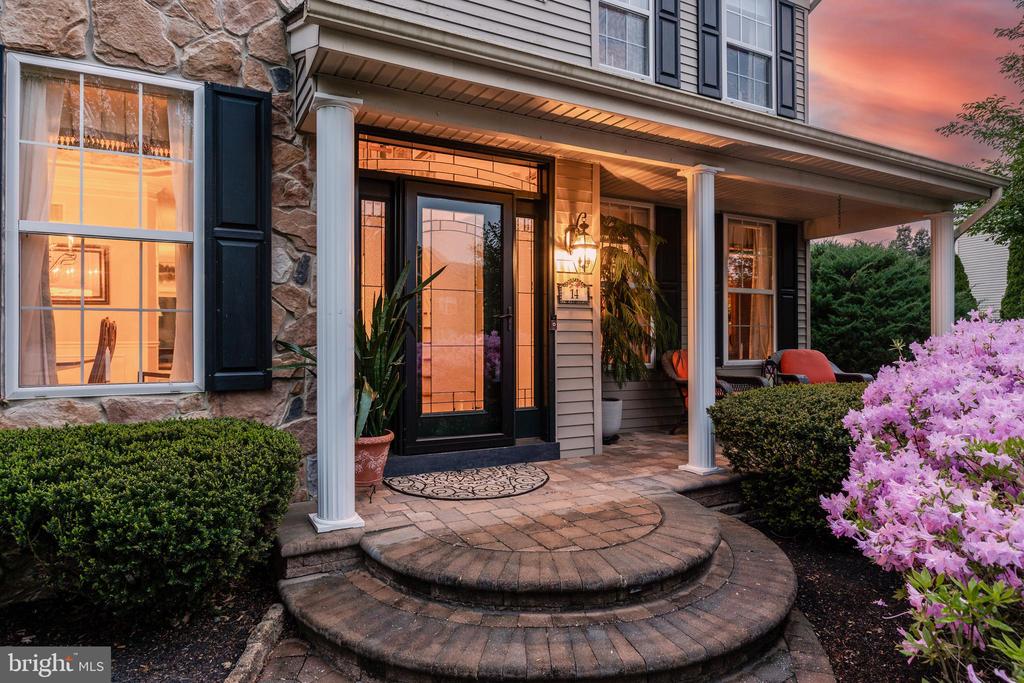 14 AMARYLLIS LANE