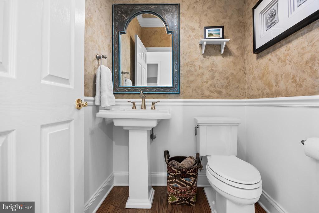 14 AMARYLLIS LANE