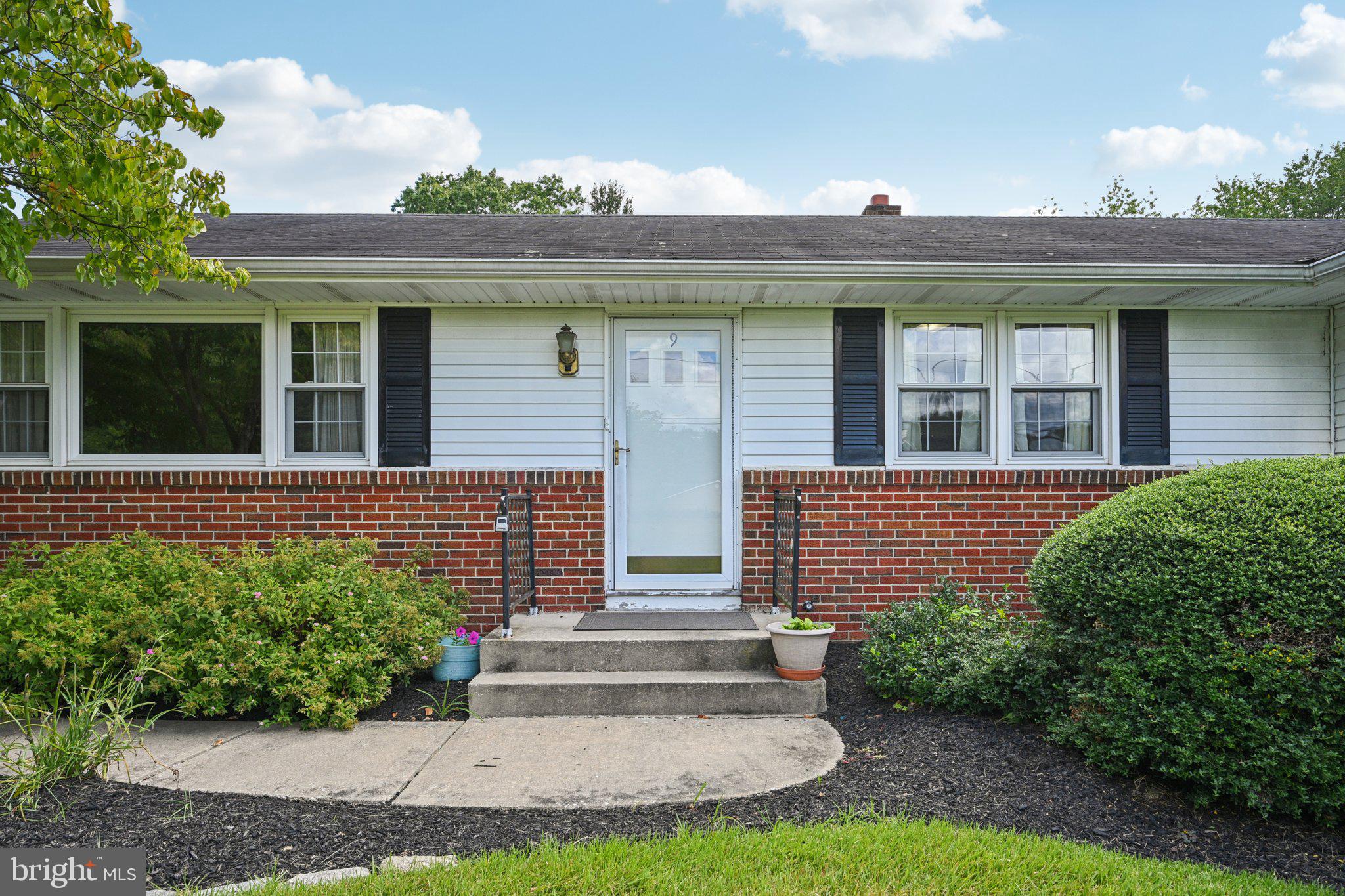 9 COOPER TOMLINSON ROAD