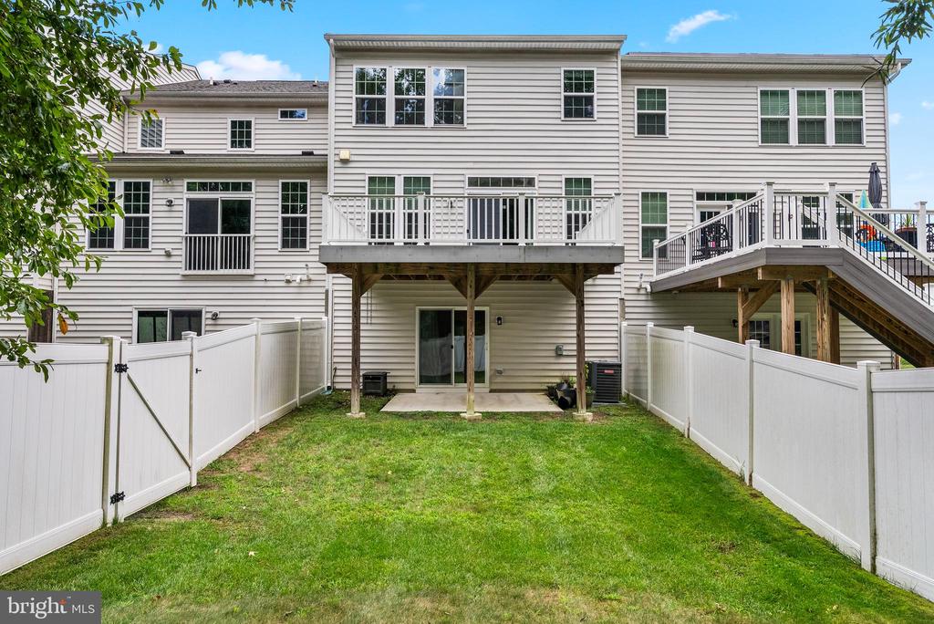 71 ISABELLE COURT
