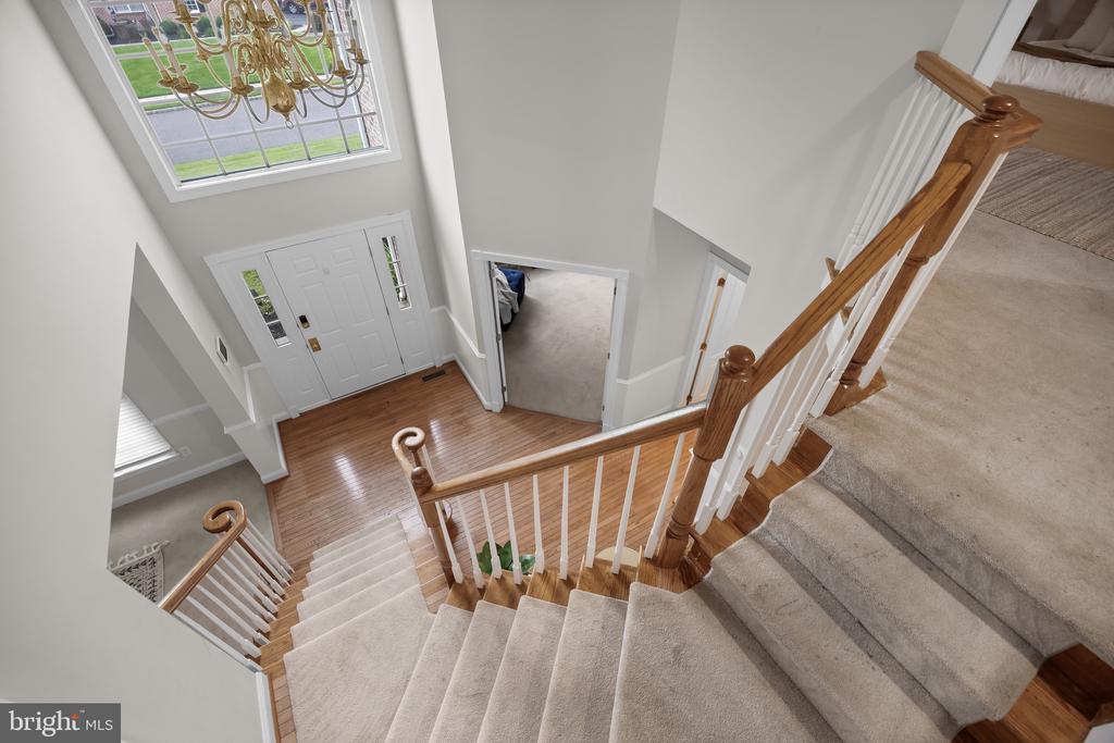 127 OAKMONT DRIVE