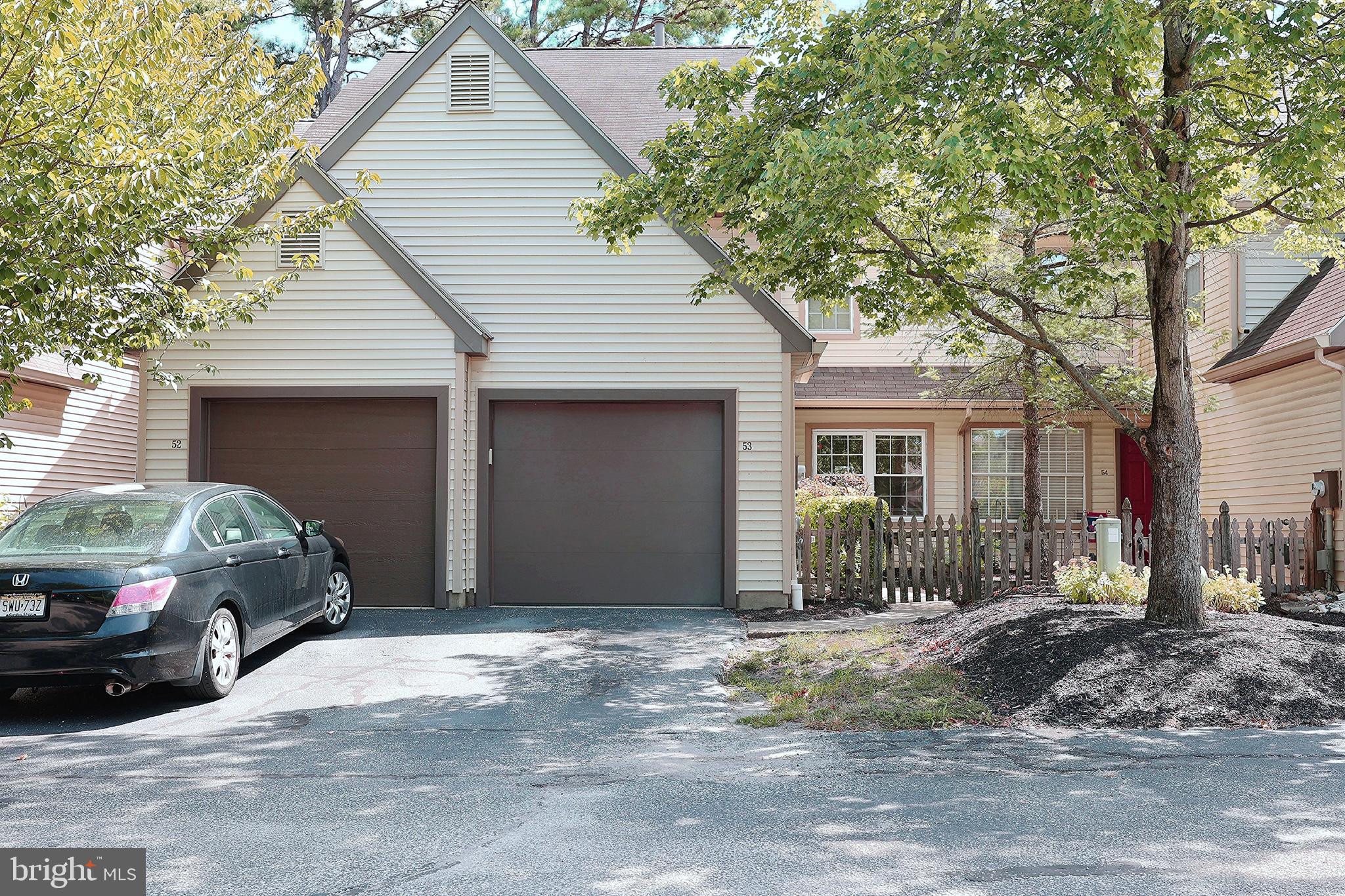 53 WOODLAKE DRIVE