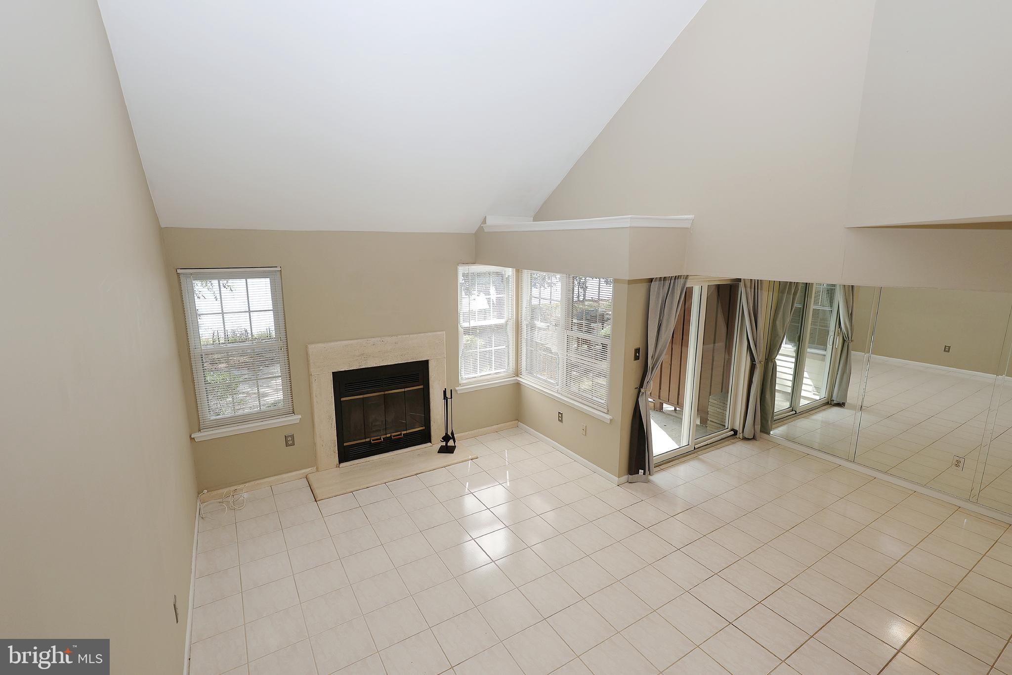 53 WOODLAKE DRIVE