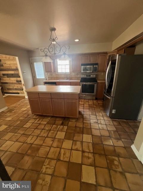 806 WESTERLY DRIVE