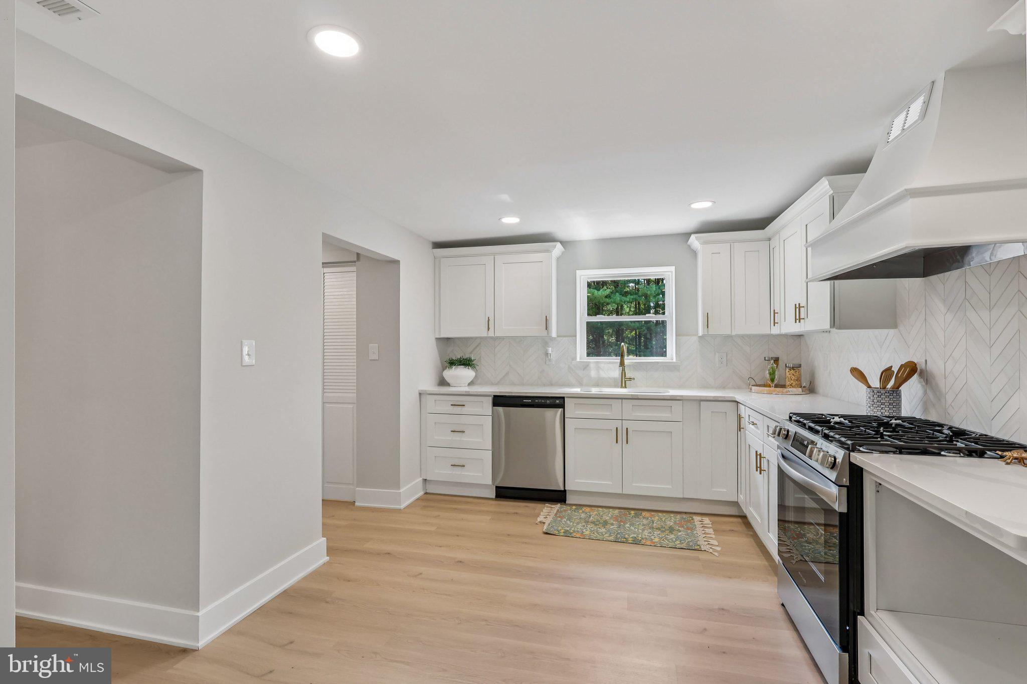 551 HOPEWELL ROAD