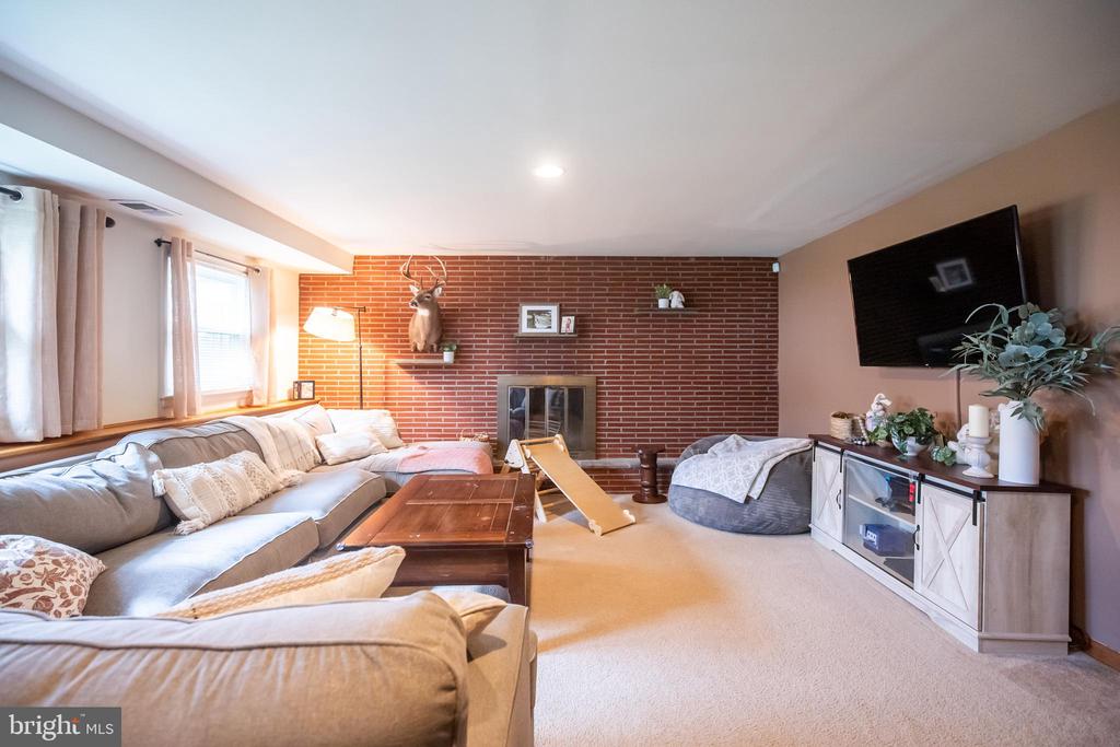 104 BRENTWOOD DRIVE