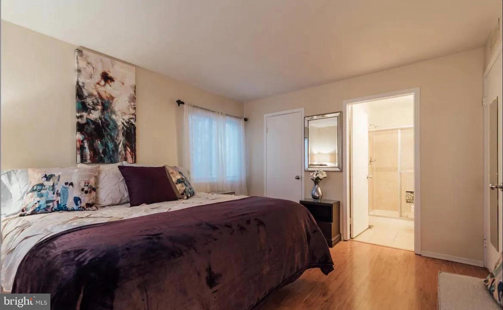 905 WOODHOLLOW DRIVE