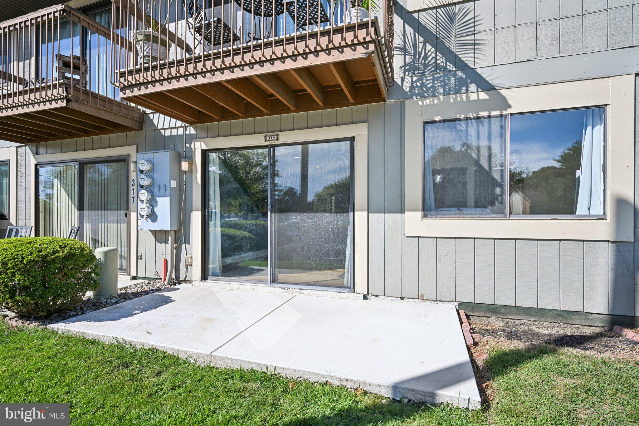 115 E KINGS HIGHWAY #319