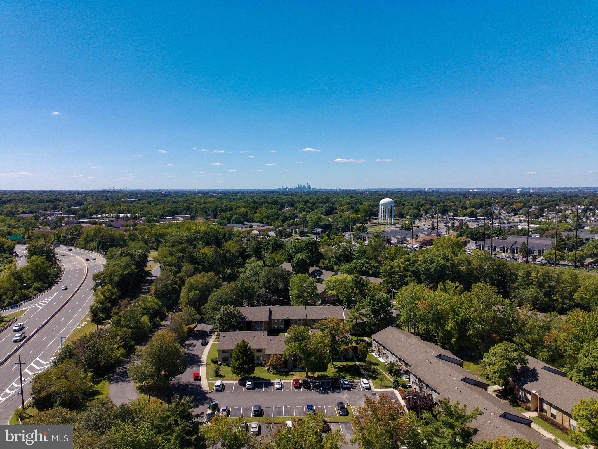 115 E KINGS HIGHWAY #319