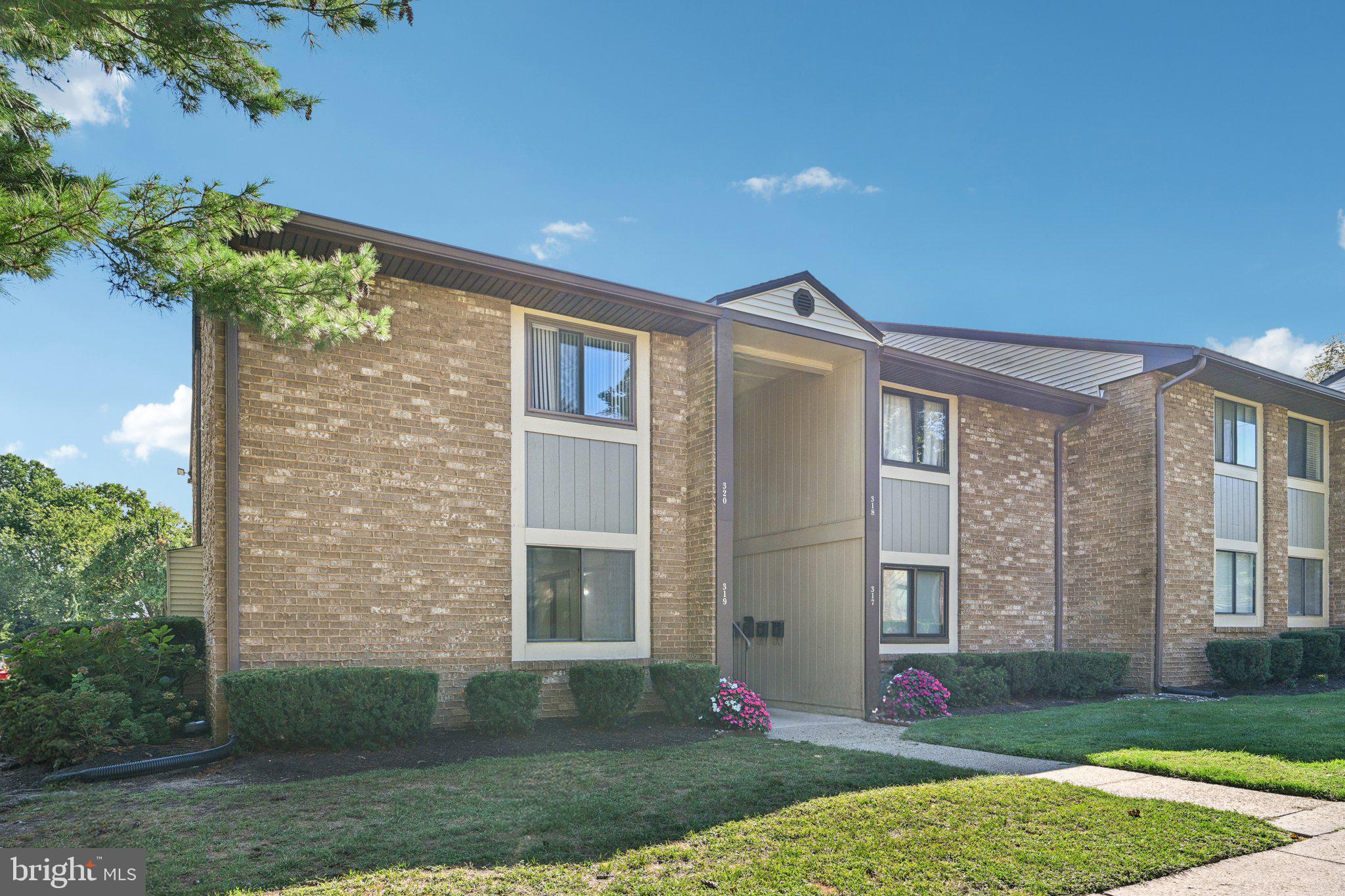 115 E KINGS HIGHWAY #319