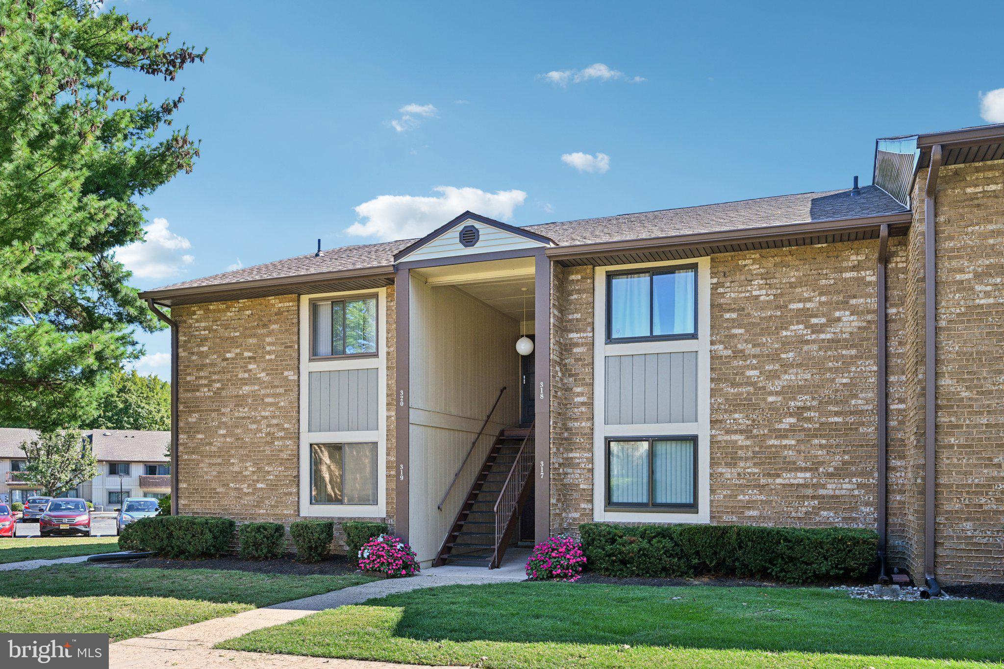 115 E KINGS HIGHWAY #319