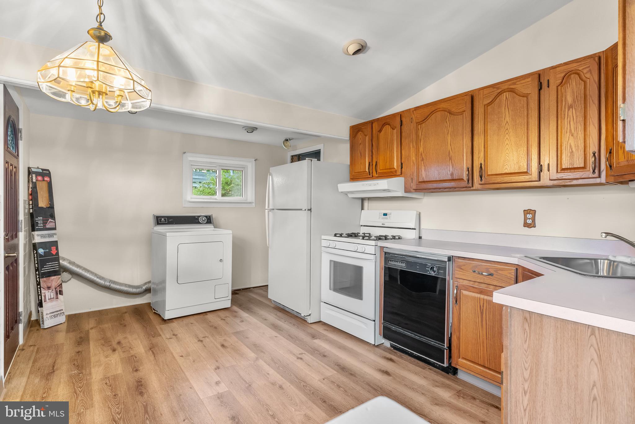223 RUTH AVENUE